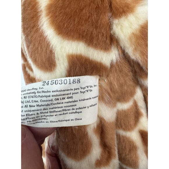 Vintage Geoffrey Giraffe Toys R Us Plush 18-1/2" Stuffed Animal YEAR 2000 - Picture 6 of 8